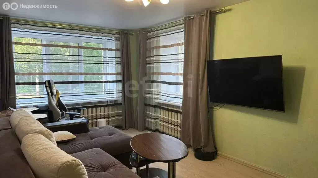 3-комнатная квартира: Череповец, Юбилейная улица, 17 (57.5 м) - Фото 1