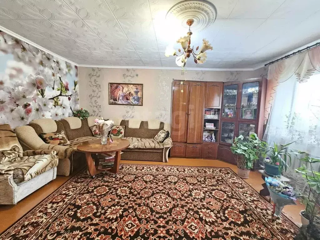 Дом в Крым, Советский район, с. Дмитровка ул. 30 лет Победы, 37 (70 м) - Фото 0