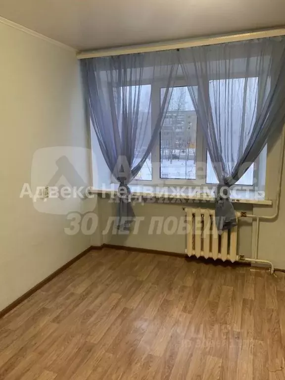 Комната Тюменская область, Тюмень ул. Республики, 216 (18.2 м) - Фото 1