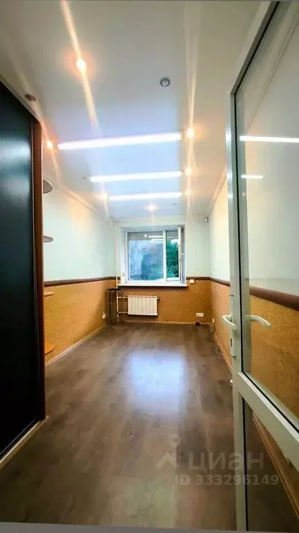 Офис в Свердловская область, Екатеринбург ул. Камчатская, 47А (25 м) - Фото 1