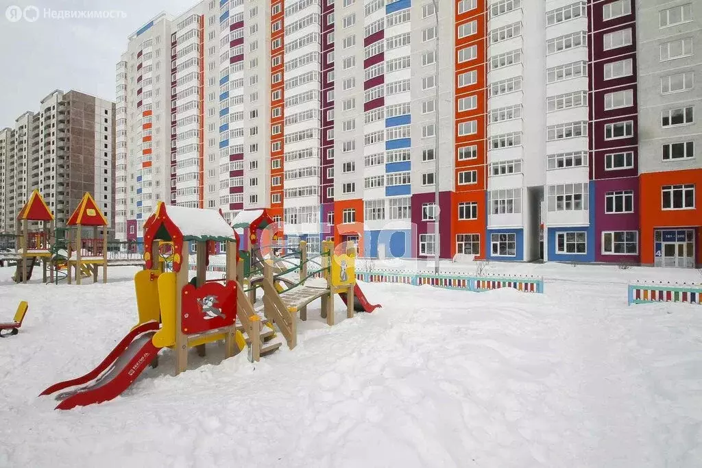 2-комнатная квартира: Тюмень, улица Александра Митинского, 7 (58.5 м) - Фото 2
