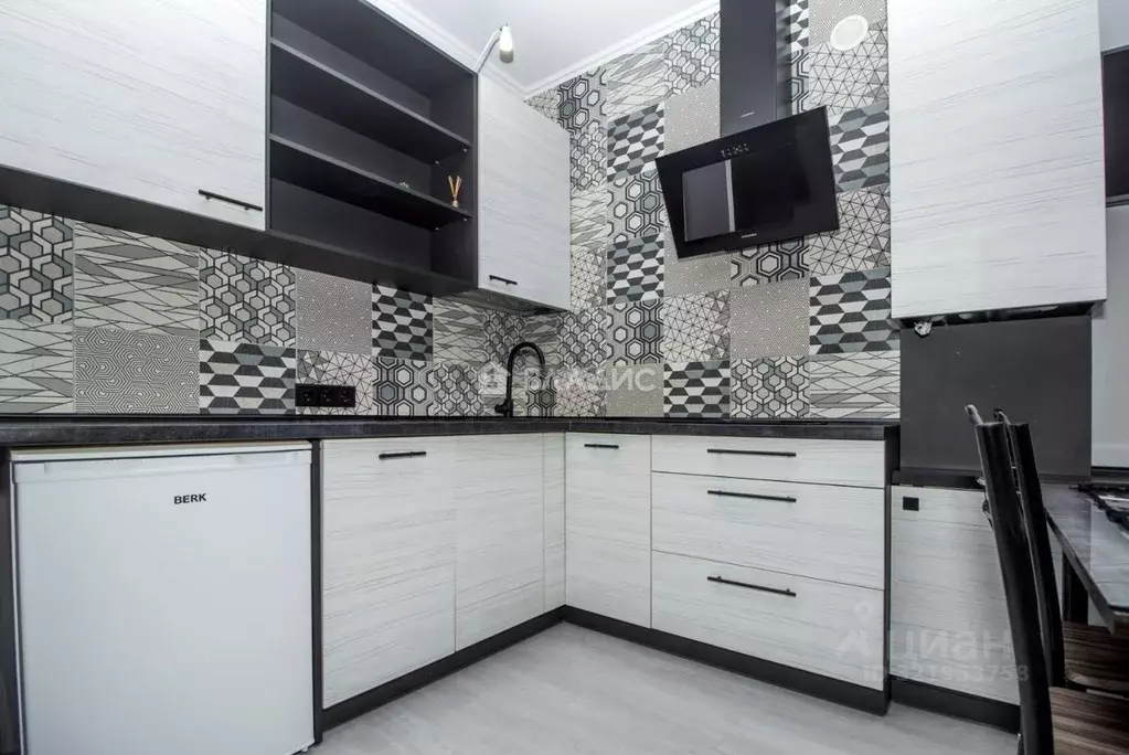 2-к кв. Калининградская область, Зеленоградск Московская ул., 68 (59.8 ... - Фото 1