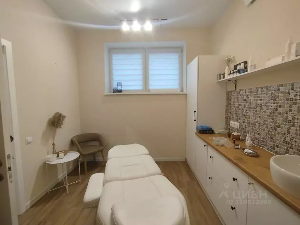 Помещение свободного назначения в Калининградская область, Калининград ... - Фото 1