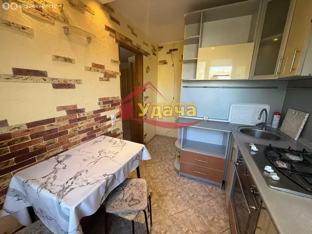 2-комнатная квартира: Орск, микрорайон Новый город, улица Васнецова, 3 ... - Фото 1