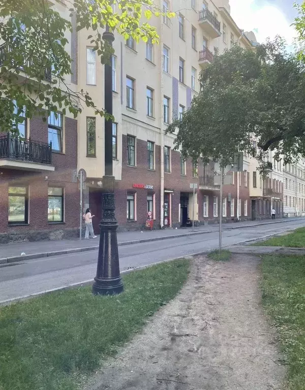 Комната Санкт-Петербург просп. Большой Васильевского острова, 56 - Фото 1
