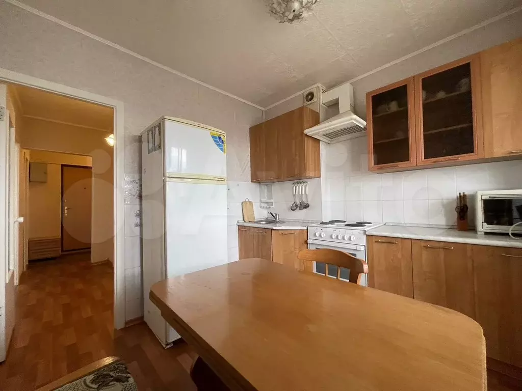 1-к. квартира, 46 м, 8/10 эт. - Фото 1
