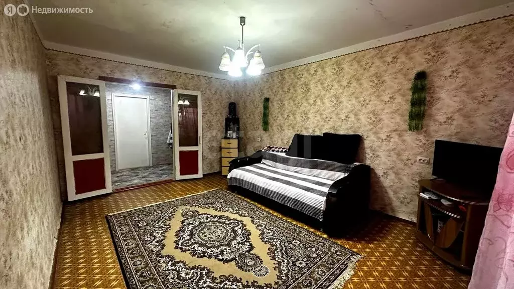 3-комнатная квартира: Зеленокумск, улица Горького, 174 (61.8 м) - Фото 1