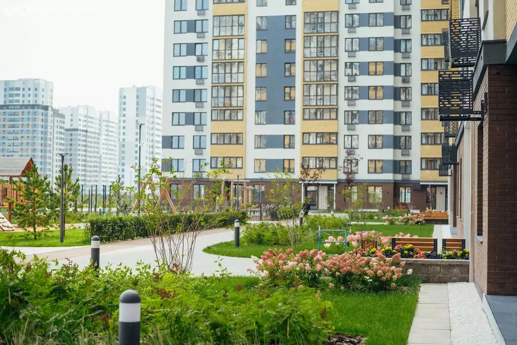 Квартира-студия: Патрушева, улица Николая Гоголя, 1 (29.95 м) - Фото 0