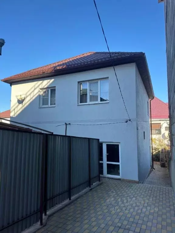 Дом в Краснодарский край, Новороссийск ул. Дзержинского, 52 (135 м) - Фото 1