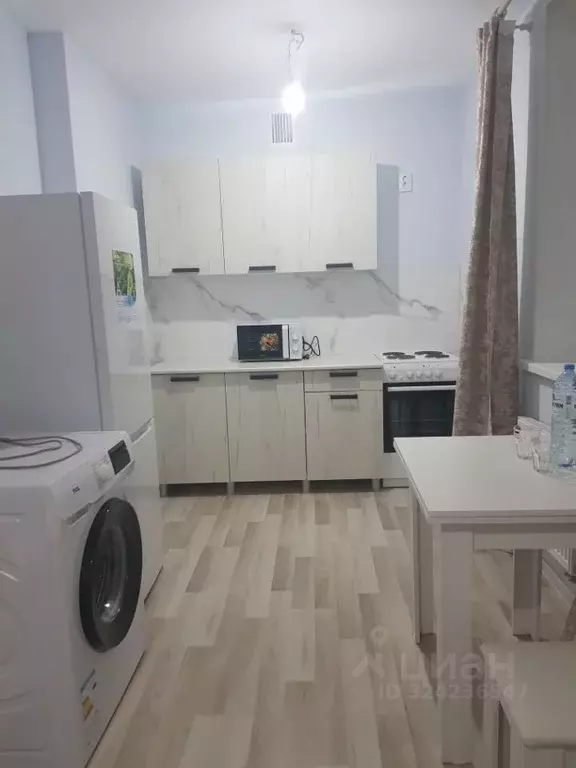 1-к кв. Свердловская область, Екатеринбург ул. Академика Парина, 35 ... - Фото 2