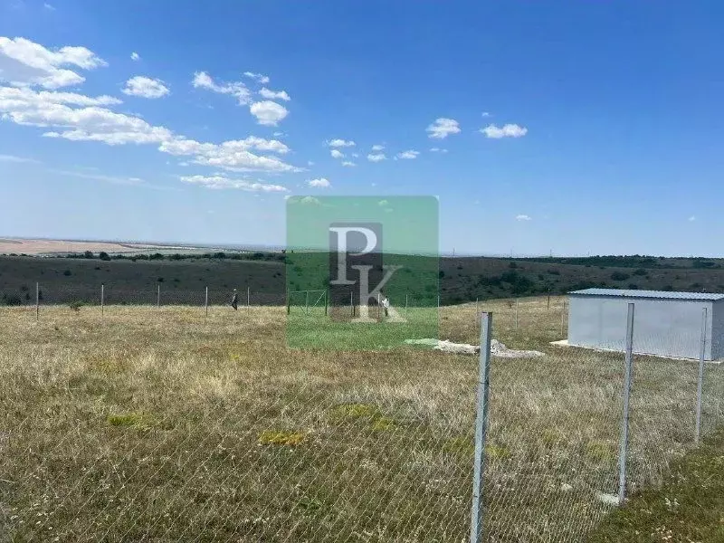 Участок в Крым, Симферопольский район, Трудовское с/пос, с. Ивановка ... - Фото 1