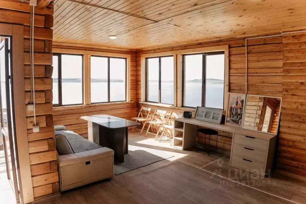 Дом в Хакасия, Ширинский район, Южный берег Большого Плеса озера Беле ... - Фото 2