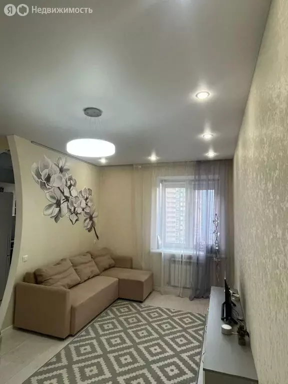 1-комнатная квартира: Омск, улица Крупской, 14к2 (35 м) - Фото 1