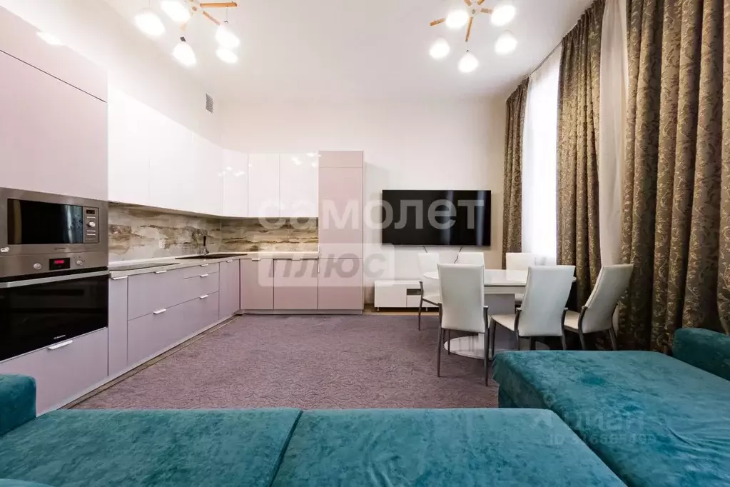 3-к кв. Свердловская область, Екатеринбург ул. Чемпионов, 5 (87.0 м) - Фото 0