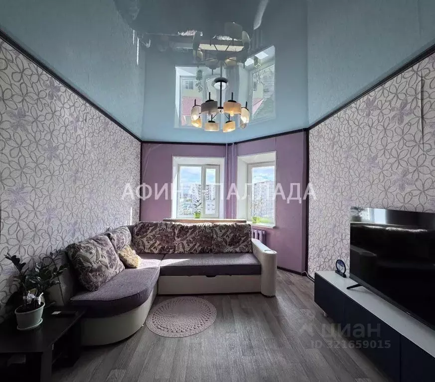 2-к кв. Ямало-Ненецкий АО, Надым ул. Зверева, 49 (55.7 м) - Фото 0