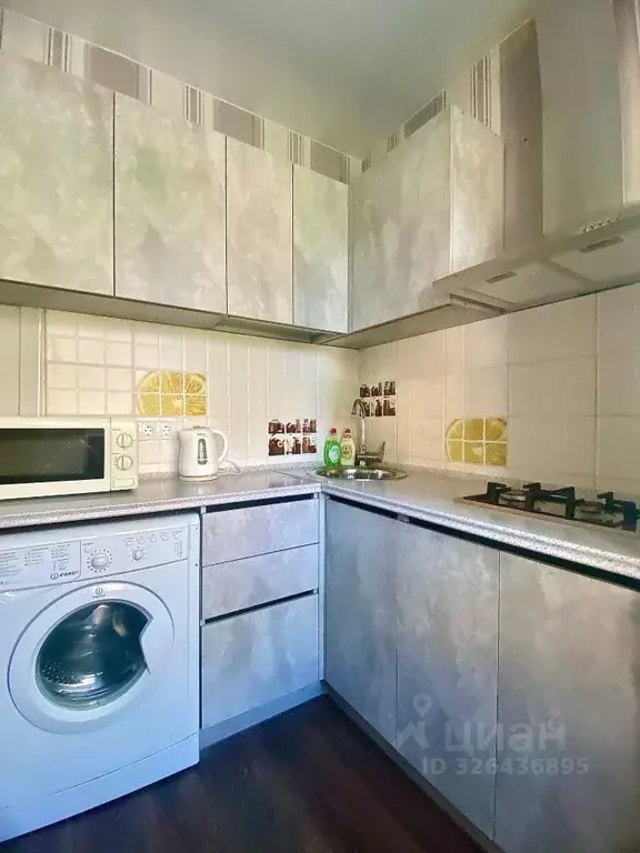 2-к кв. Саратовская область, Саратов ул. Имени М.Ю. Лермонтова, 21 ... - Фото 2