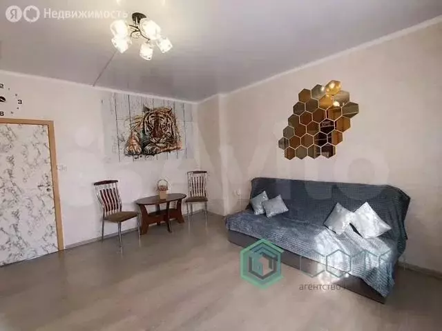 1-комнатная квартира: Калининград, улица Маршала Борзова, 16 (36 м) - Фото 1