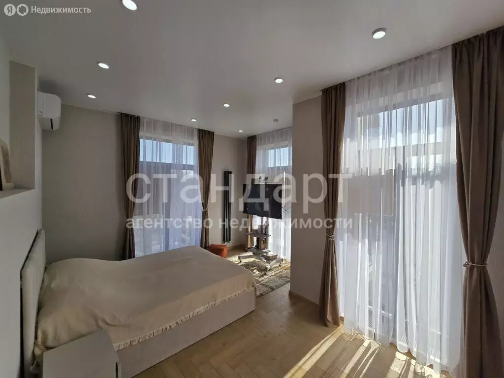 1-комнатная квартира: Ессентуки, Баталинская улица, 19А (54 м) - Фото 1