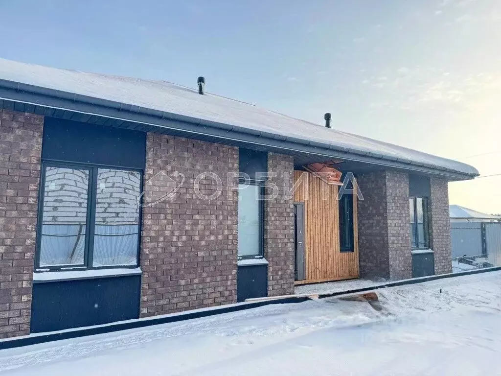 Дом в Тюменская область, Тюменский муниципальный округ, д. Ушакова ... - Фото 1