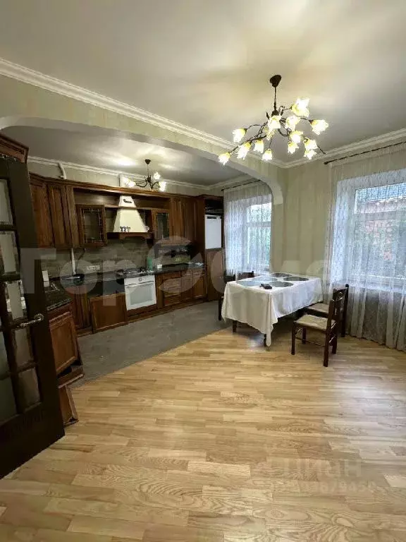 Продается 2-комнатная квартира - Фото 1