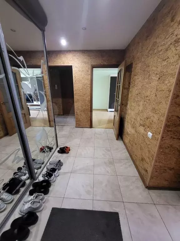 3-к. квартира, 70 м, 4/5 эт. - Фото 1