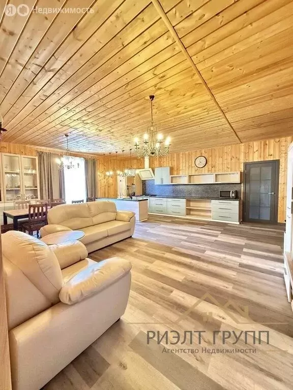 Дом в Лаишево, улица Ленина, 100 (206.2 м) - Фото 1