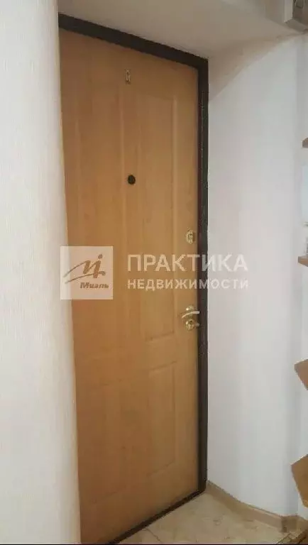 Продается 2-комнатная квартира - Фото 1