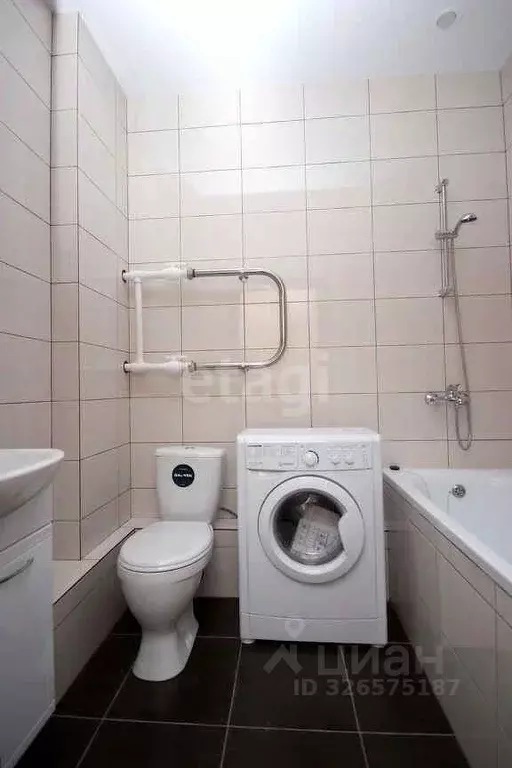 Студия Свердловская область, Екатеринбург ул. Крестинского, 35 (23.6 ... - Фото 2