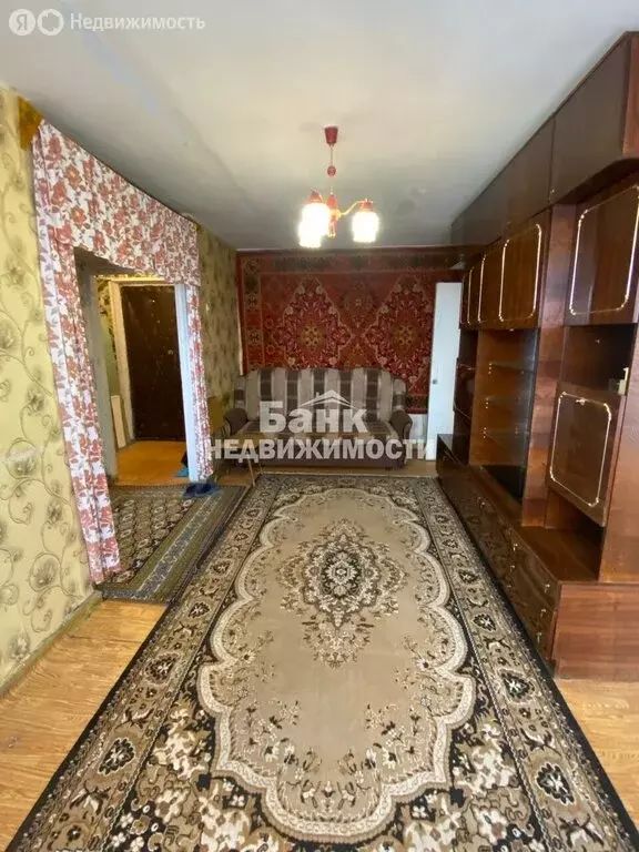 3-комнатная квартира: Вольск, улица Ленина, 127А (41.8 м) - Фото 1