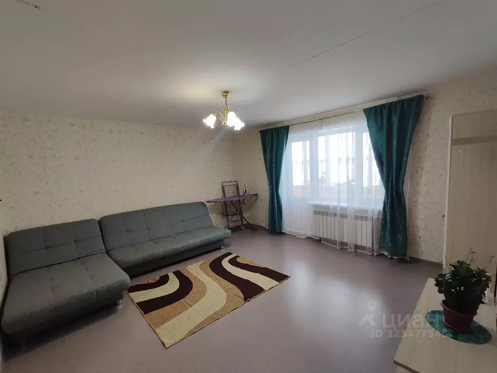 2-к кв. Татарстан, Нижнекамск ул. Фикрята Табеева, 35 (56.0 м) - Фото 1