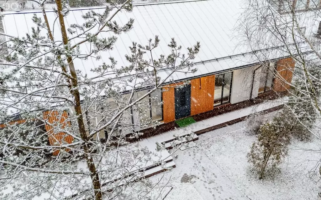 Дом в городской посёлок Ульяновка, улица Карла Маркса, 2 (160 м) - Фото 2