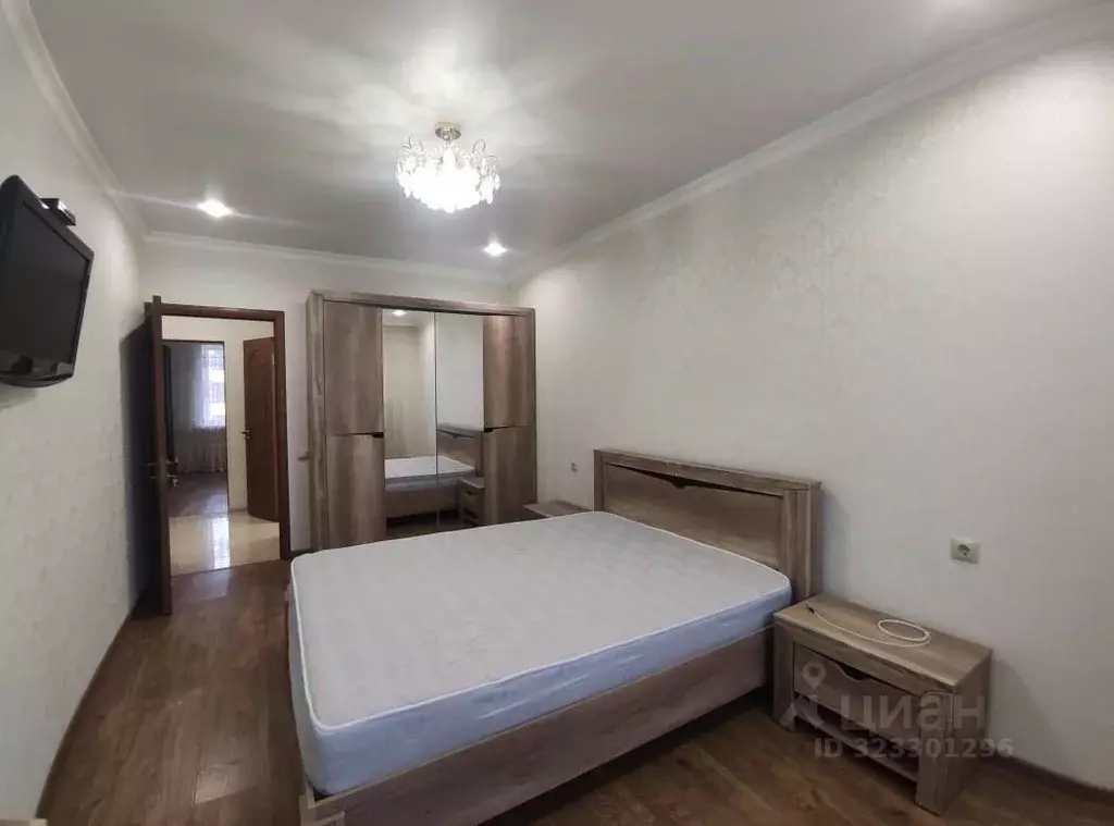 2-к кв. Северная Осетия, Владикавказ просп. Героев Отечества, 8 (62.0 ... - Фото 1