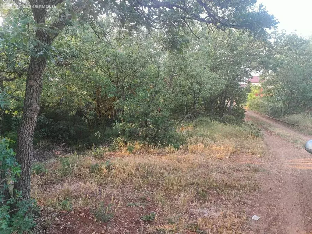 Участок в Севастополь, садоводческое товарищество Наука (4 м) - Фото 1