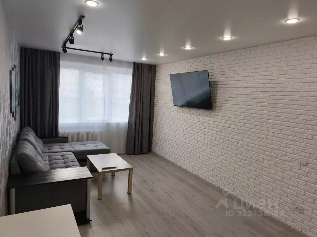 1-к кв. Мурманская область, Кировск Олимпийская ул. (20.0 м) - Фото 1