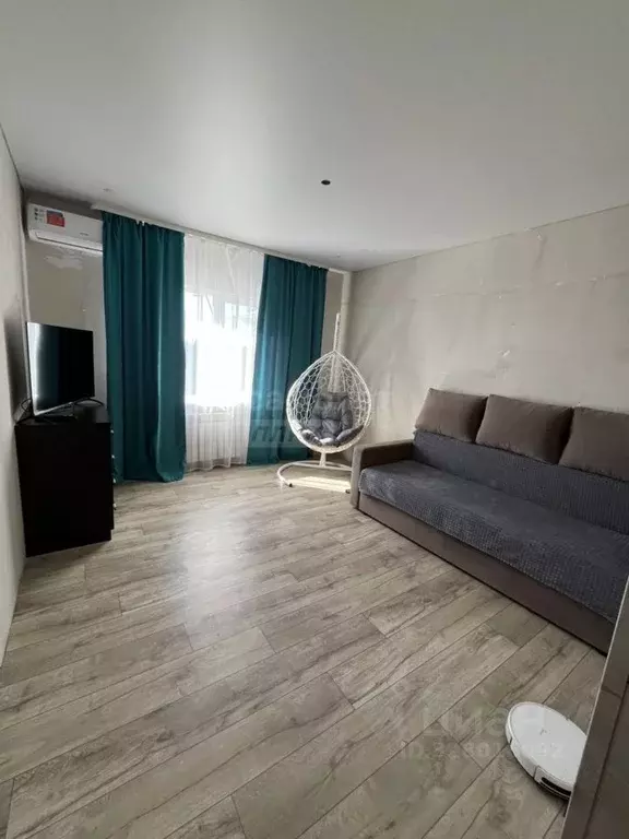 Дом в Оренбургская область, с. Ташла ул. Коммунарская, 51 (60 м) - Фото 1