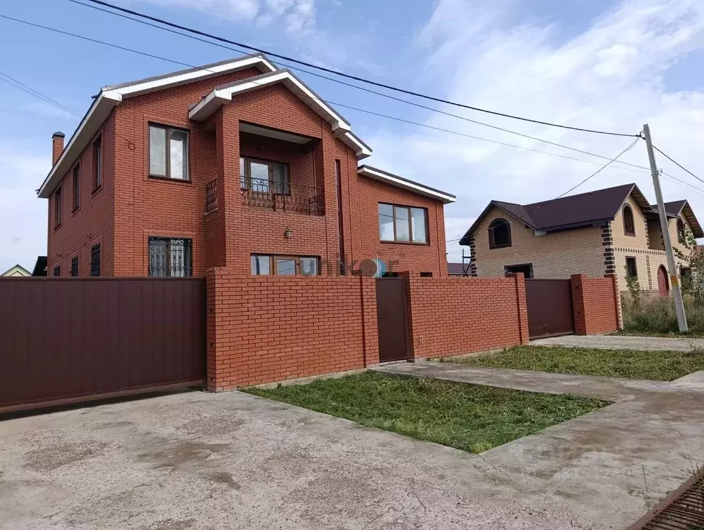 Дом в Башкортостан, Иглинский район, с. Акбердино ул. Горнолыжная (300 ... - Фото 1