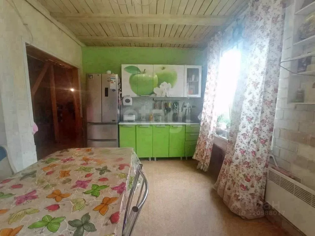 Дом в Ленинградская область, Кировское городское поселение, Беляевский ... - Фото 1