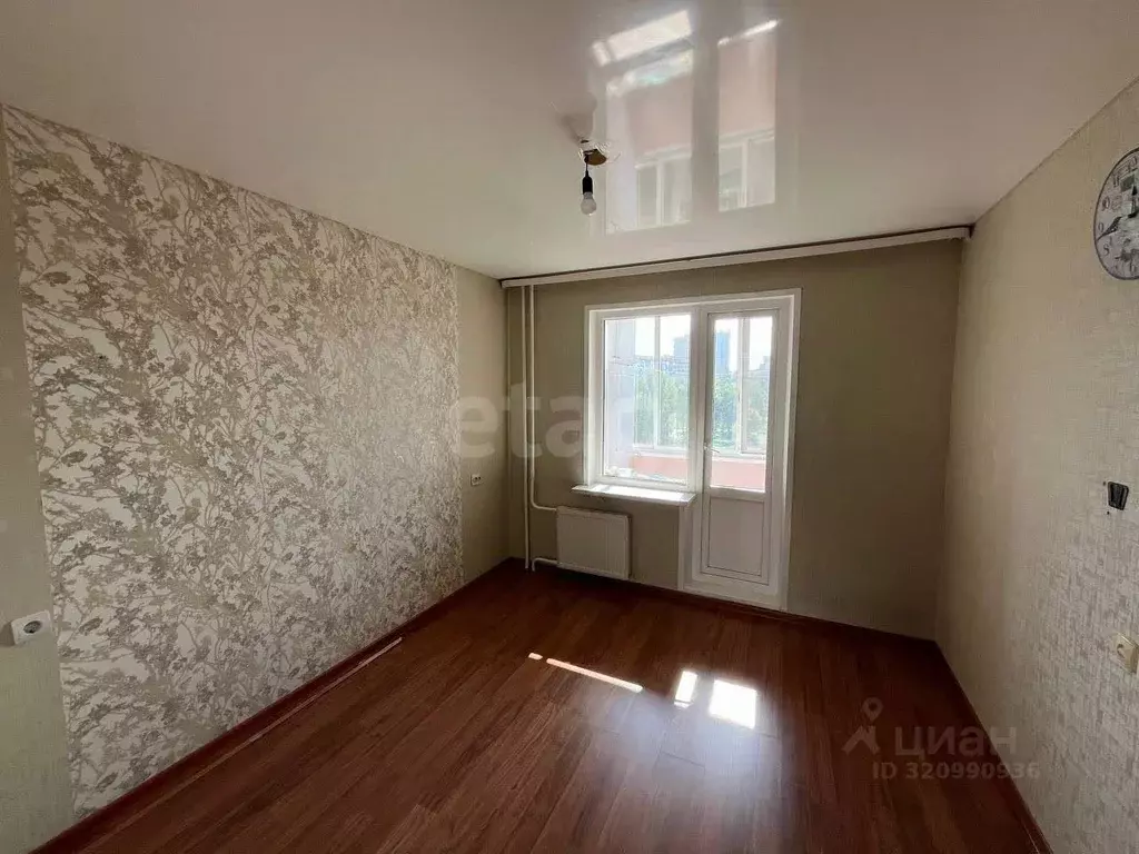 3-к кв. Удмуртия, Ижевск ул. Холмогорова, 12 (54.1 м) - Фото 1