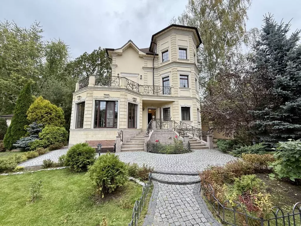 Коттедж в Московская область, Одинцовский городской округ, пос. ... - Фото 1