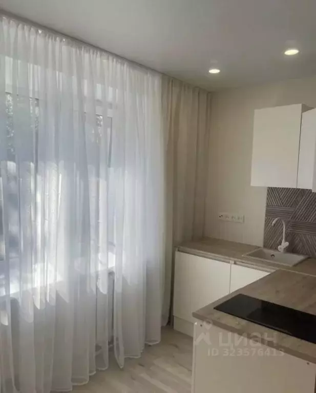 Студия Нижегородская область, Нижний Новгород ул. Сергея Тюленина, 6 ... - Фото 1