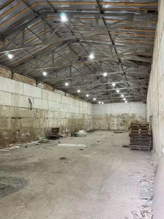 Склад в Крым, Бахчисарайский район, с. Скалистое ул. Ленина, 36к1 (273 ... - Фото 2
