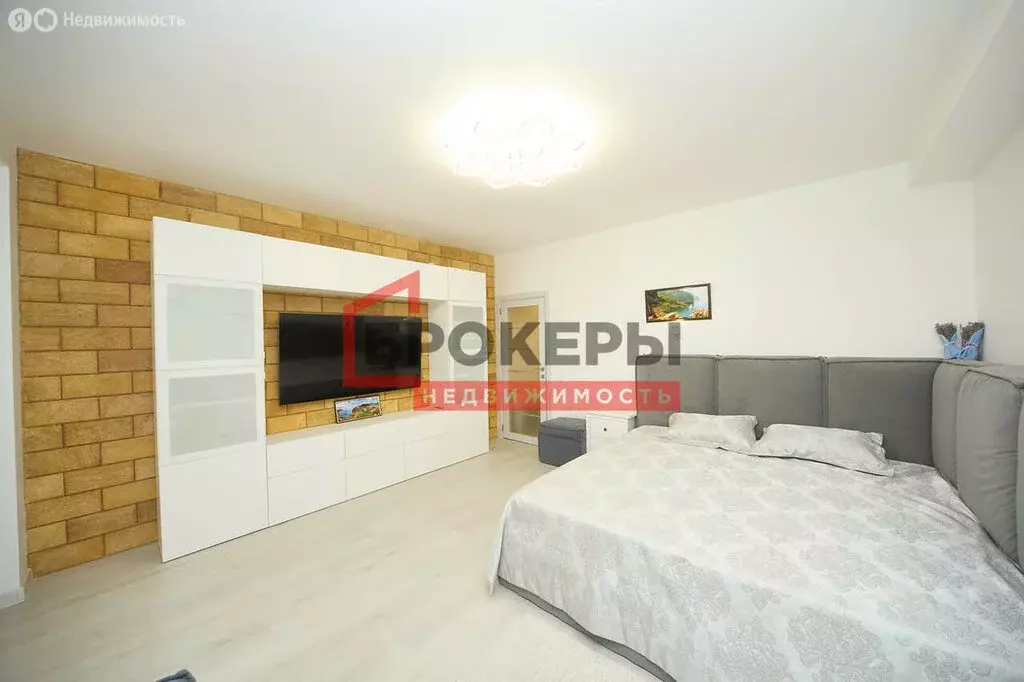 1-комнатная квартира: Севастополь, улица Челнокова, 19 (54 м) - Фото 1