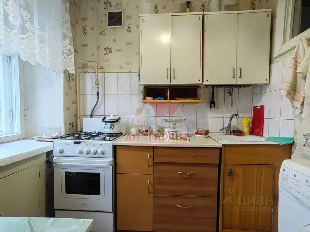 2-к кв. Владимирская область, Александров ул. Революции, 36 (41.0 м) - Фото 2