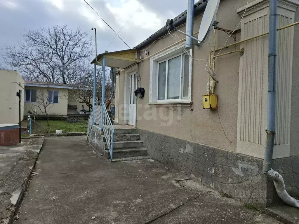 Дом в Крым, Кировский район, Старый Крым городское поселение ул. ... - Фото 1