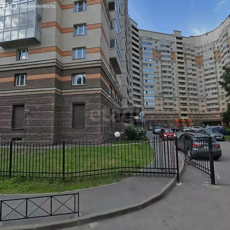2-комнатная квартира: Санкт-Петербург, улица Беринга, 23к2 (77 м) - Фото 1