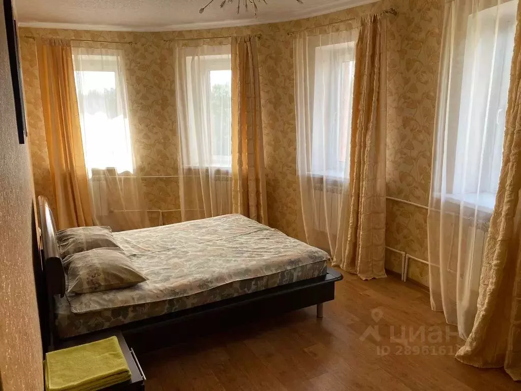 3-к кв. Ульяновская область, Ульяновск ул. Рябикова, 75 (103.0 м) - Фото 0