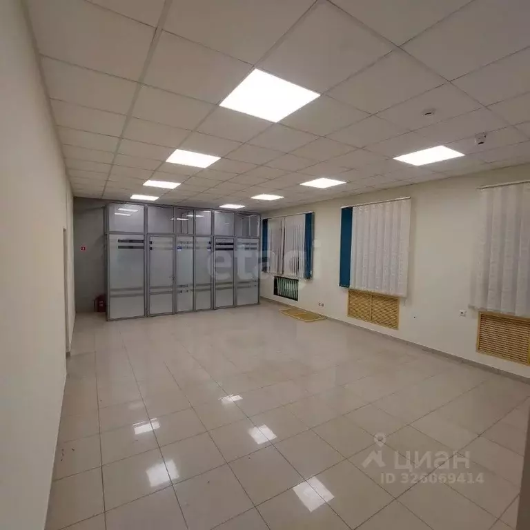 Офис в Тюменская область, Заводоуковск ул. Республики, 3 (89 м) - Фото 2