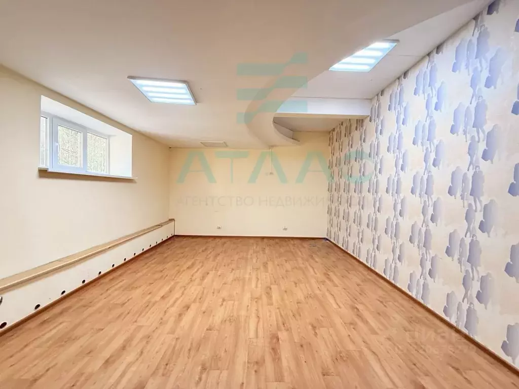 Помещение свободного назначения в Крым, Симферополь ул. Рылеева, 2 ... - Фото 1