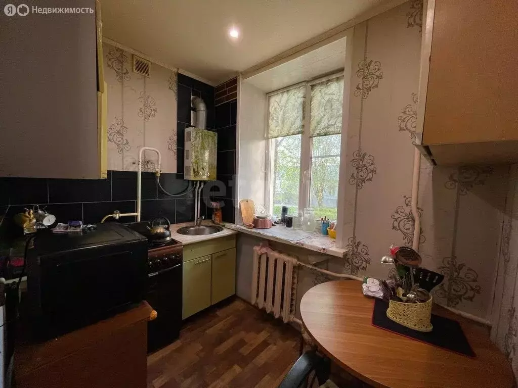 2-комнатная квартира: Нерехта, улица Металлистов, 28 (39 м) - Фото 1