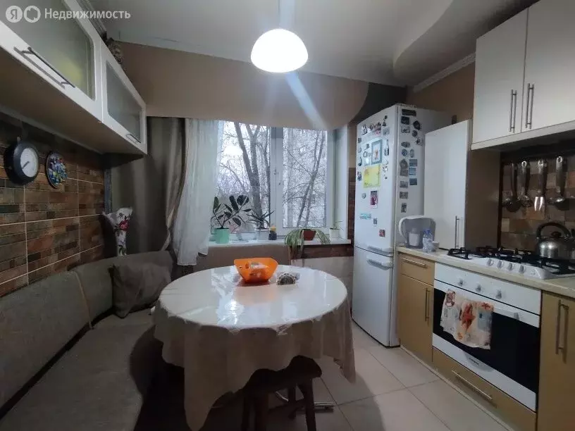 2-комнатная квартира: Омск, Омская улица, 152 (51.9 м) - Фото 0